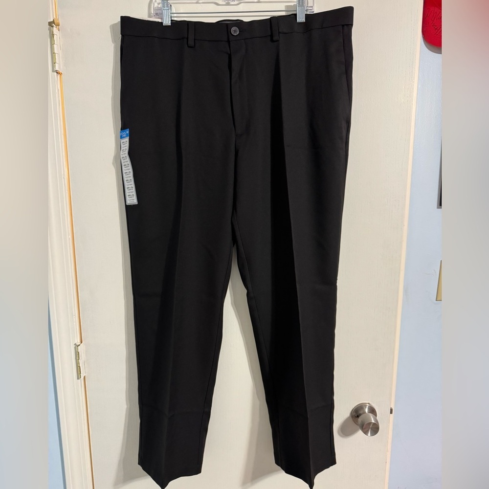 Men’s Haggar Classic Fit 40w x 30L Black Trousers